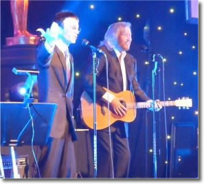 Robin & Barry live in Manchester, july 2009
