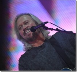 Barry Gibb durante l'esibizione a Sydney